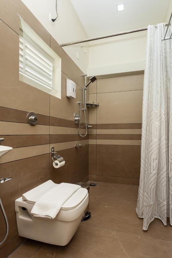 Kochi Esaa Airport Hotel מראה חיצוני תמונה