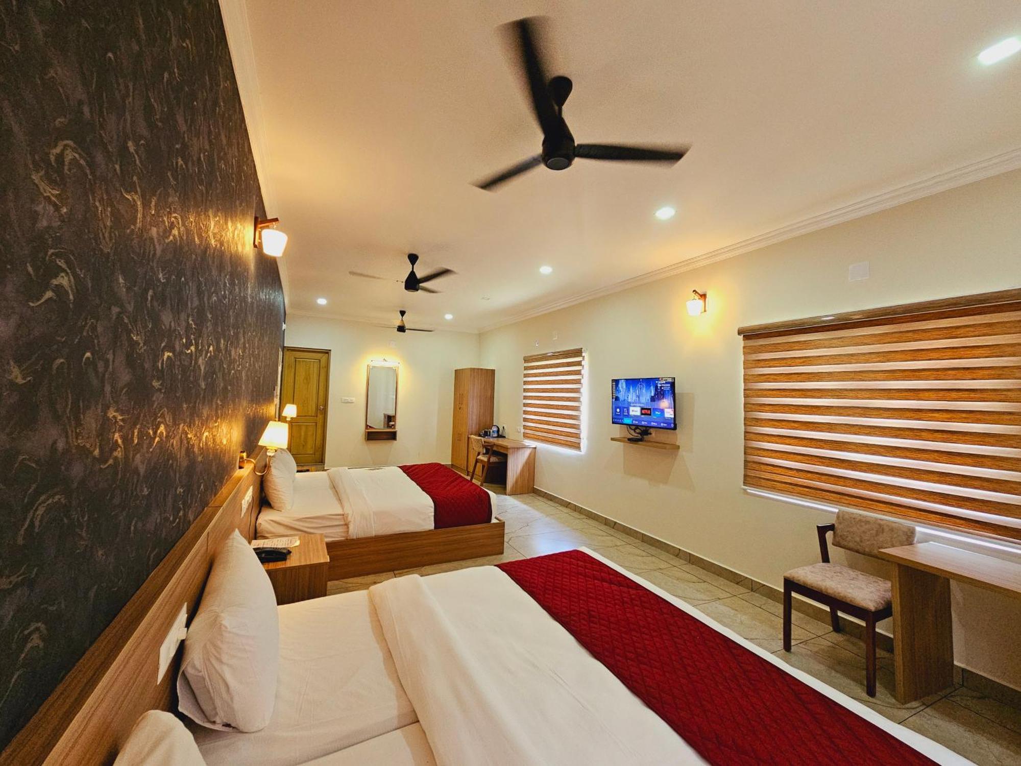 Kochi Esaa Airport Hotel מראה חיצוני תמונה
