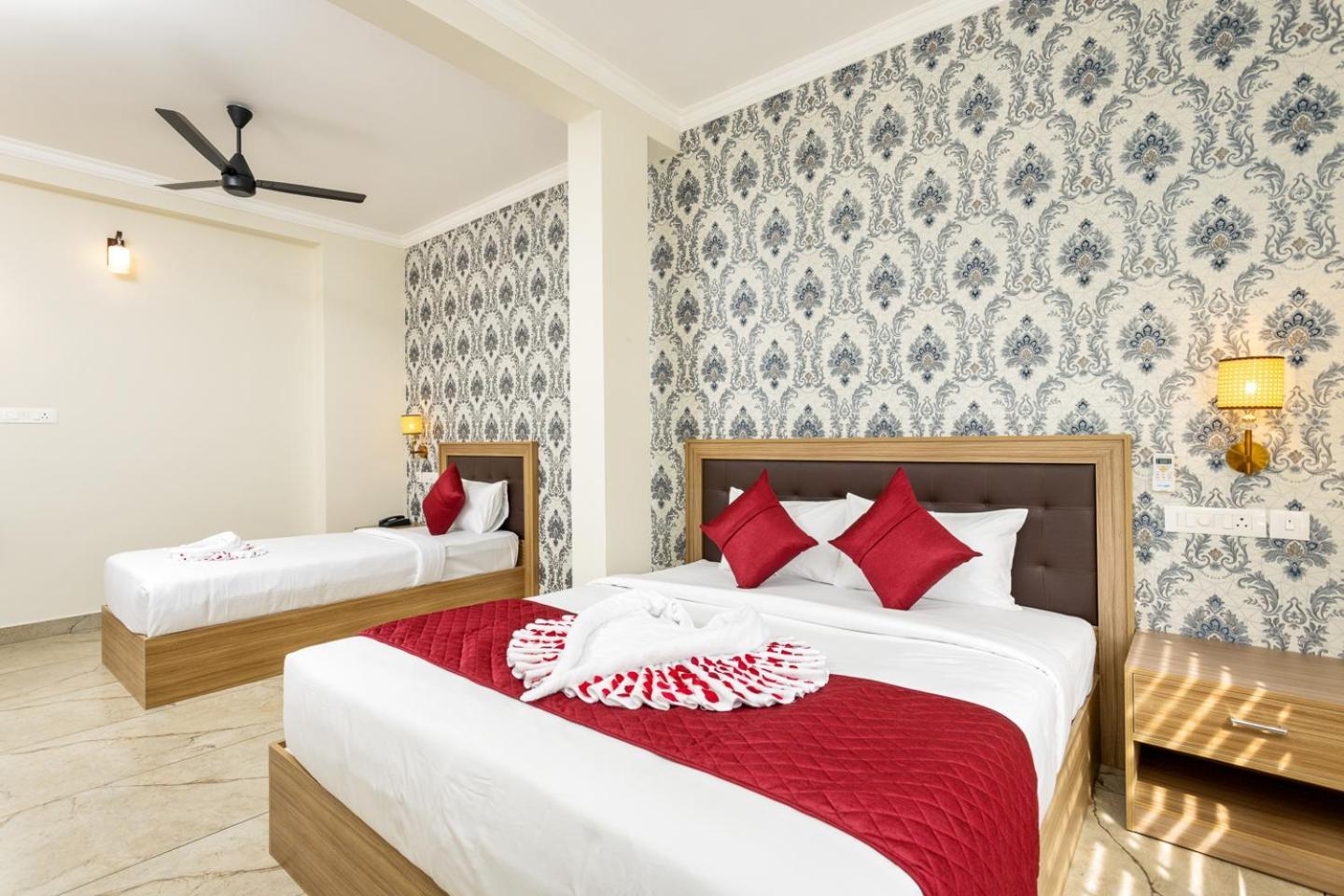 Kochi Esaa Airport Hotel מראה חיצוני תמונה